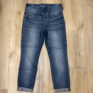 Rock & Republic Denim Fever Crop Slimming Distressed Pull On Blue Jeans Size 10